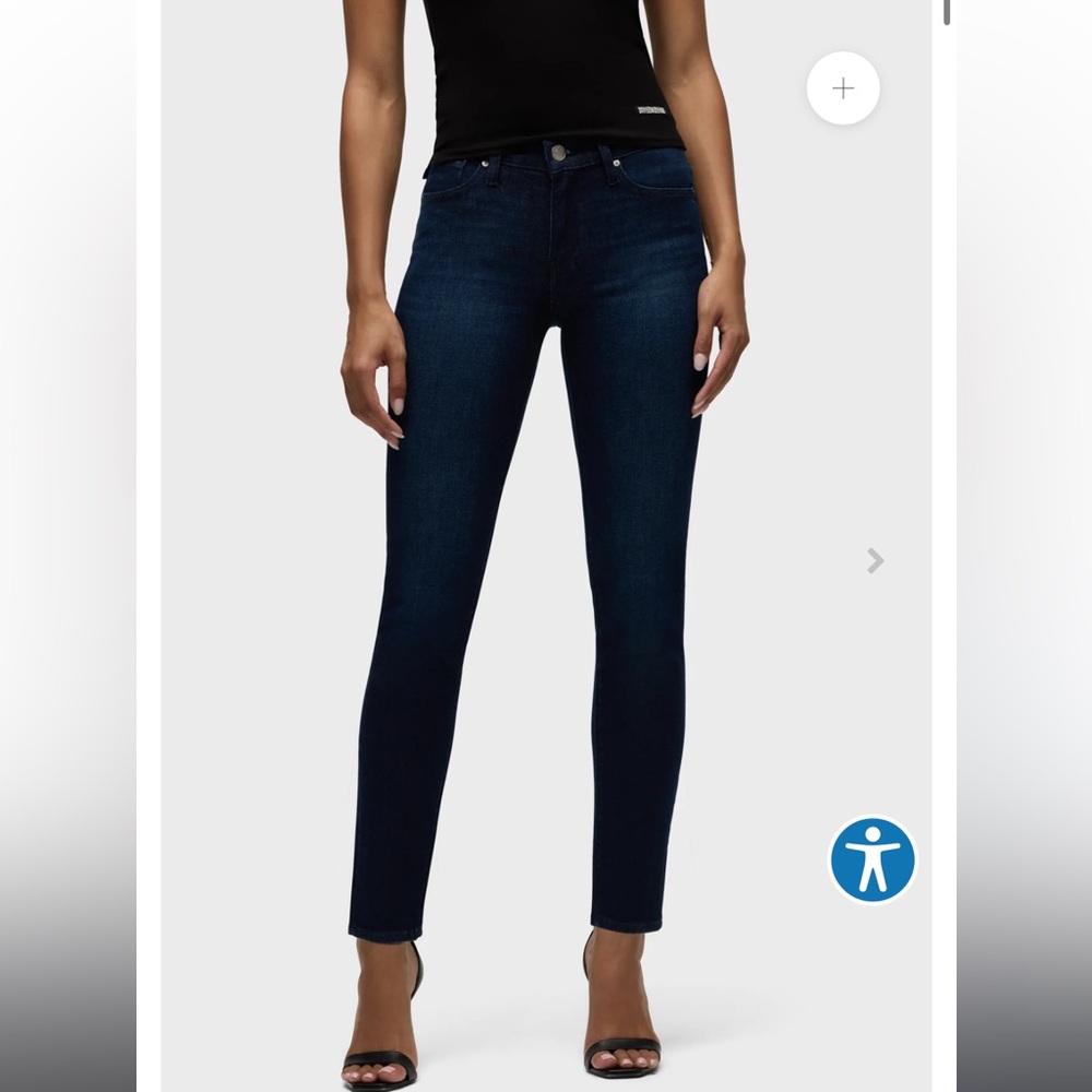 Hudson women’s jeans- Krista crop super skinny frayed ankle. Size 27